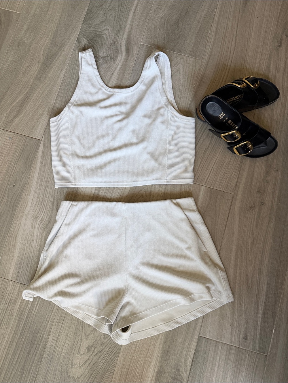 Lululemon shorts set